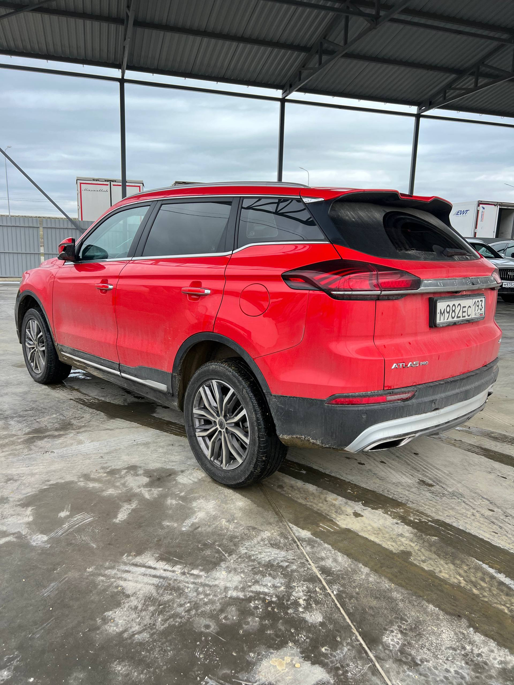 Geely Atlas Pro Luxury 1.5T 6AT 2WD (177 л.с.)