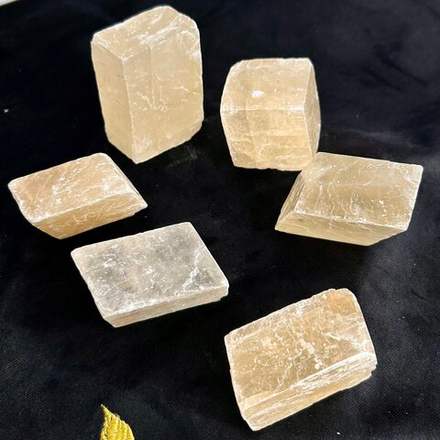 Медовый кальцит (брусок)