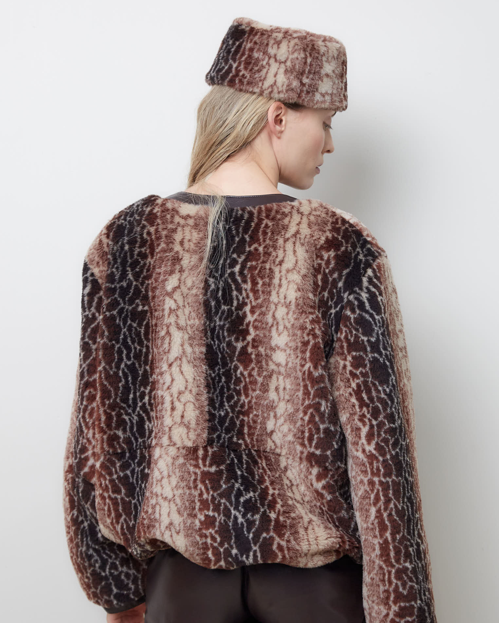 Шляпка-таблетка из шерсти Стелла Маккартни коричневый/молочный