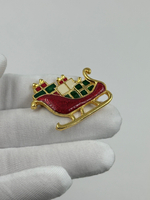 Брошь Сани с подарками