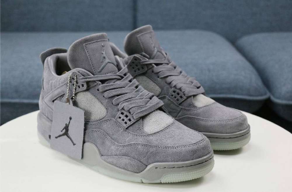 Кроссовки Nike Air Kaws Jordan 4