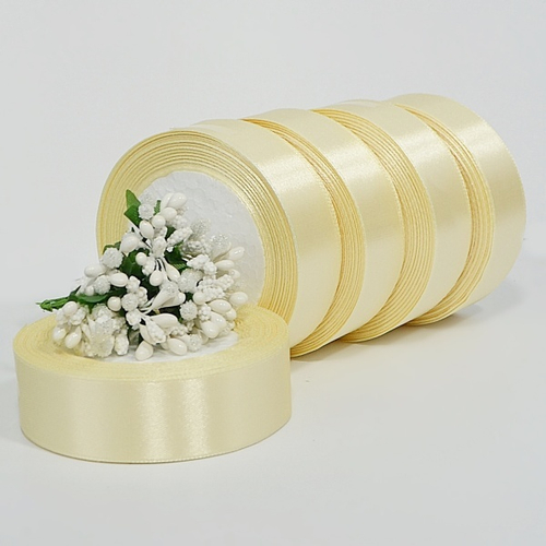 Лента атласная 2,5см х 22м "молочный" (64-1) 1 шт