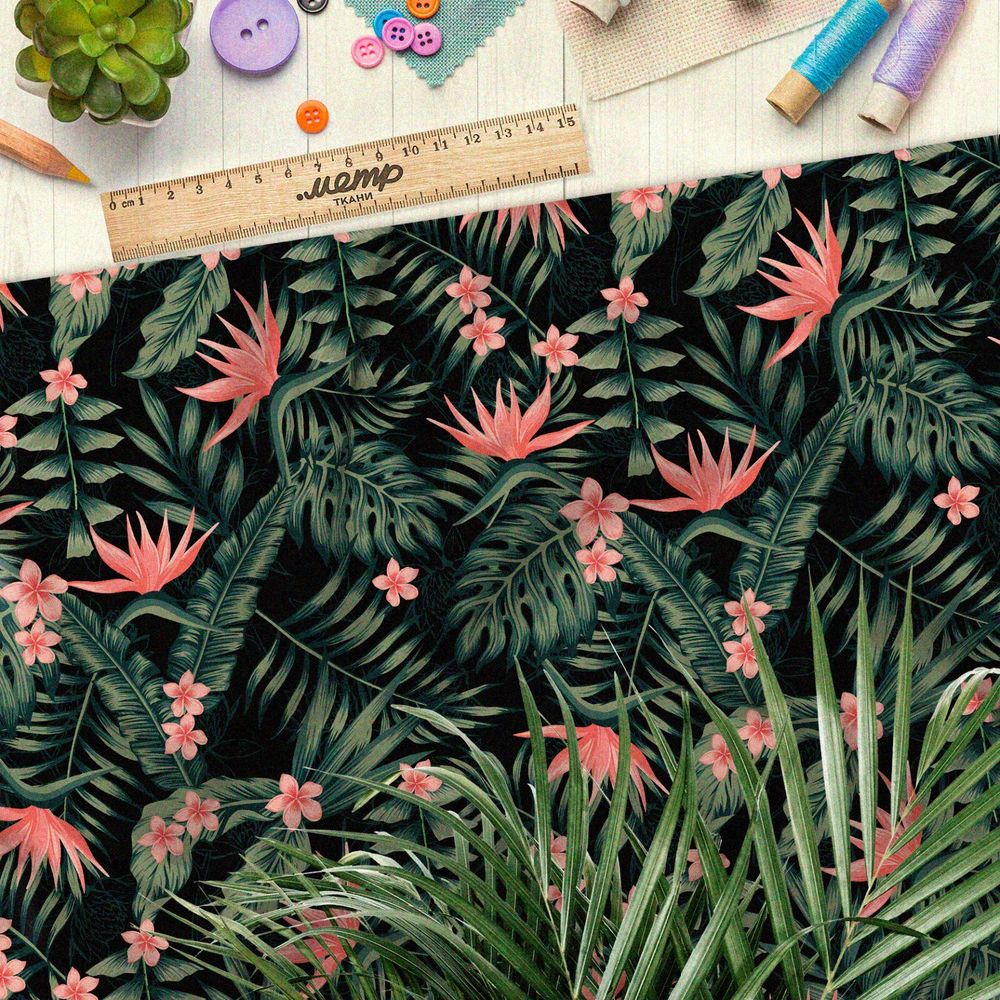 Ткань мембрана экзотические розовые цветы и папоротник