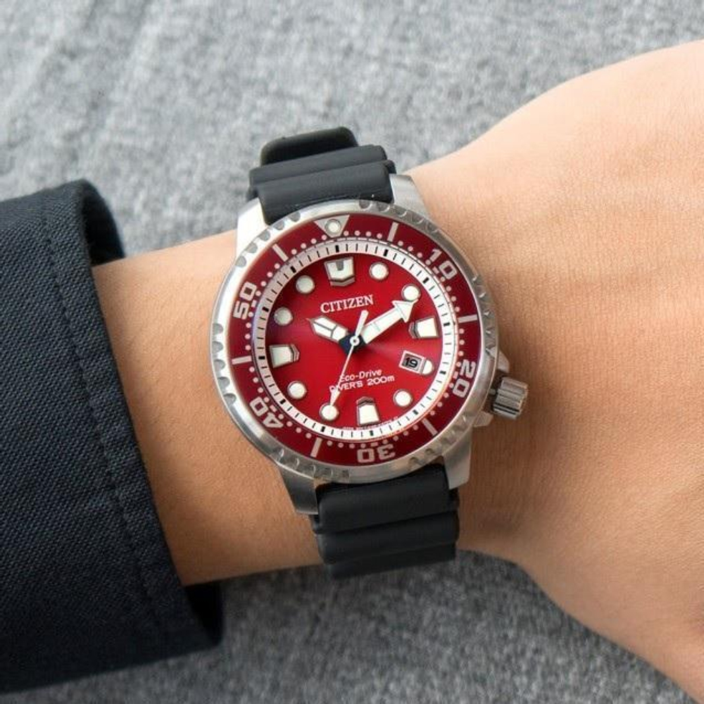 Мужские японские наручные часы Citizen BN0159-15X