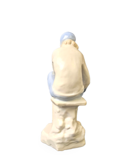 Фарфоровая статуэтка "Конькобежка Лидия Скобликова" Артель