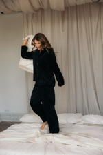 КОМПЛЕКТ ВЕЛЮРОВЫЙ (БЛУЗА И БРЮКИ)