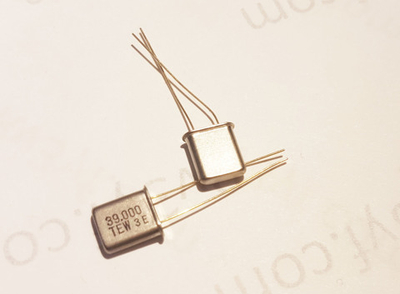 Кварц 39 МГц. Б2 (РК379М, HC49U, МА, КА)