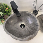 Раковина из речного камня RS63687 (42*37*16) 0122