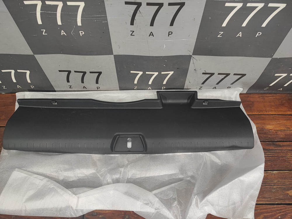 Обшивка багажника Honda Civic 8 (4D) 06-12 Новая Оригинал 84640SNAA01ZA