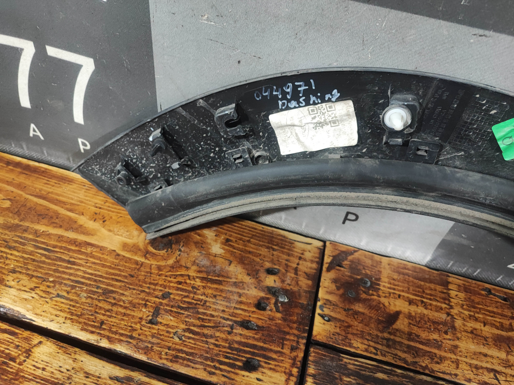 Накладка двери задней левой Jetour Dashing 22-нв Б/У Оригинал F165500150CA