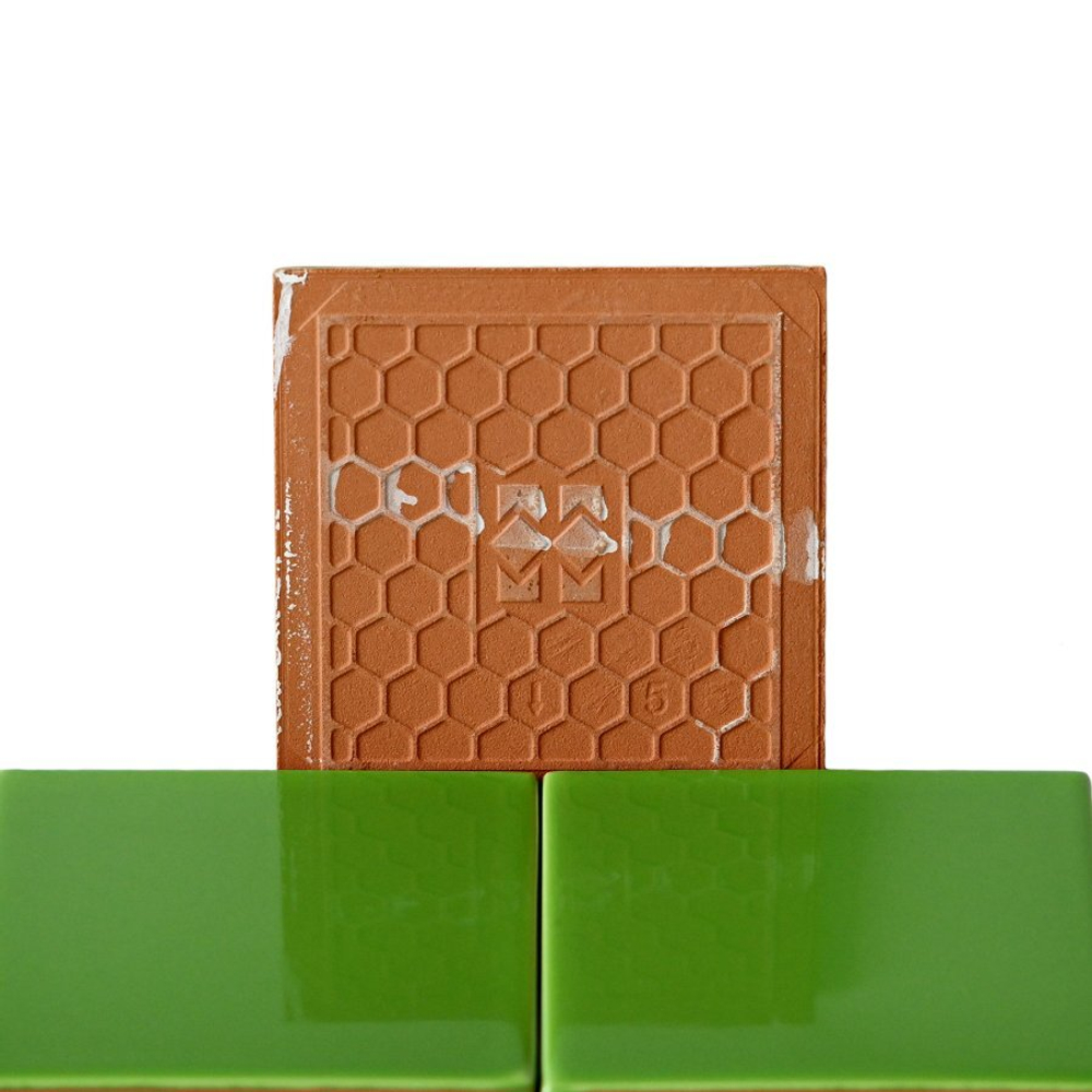 Плитка настенная Mini Tile Green glossy 99x99х7 мм