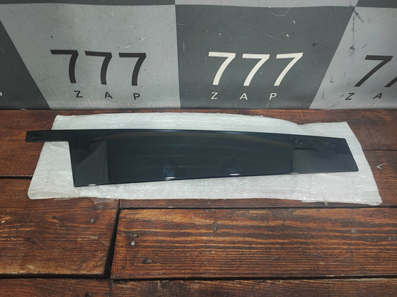 Накладка двери передней левой Mercedes S W223 Новая Оригинал A2236903300