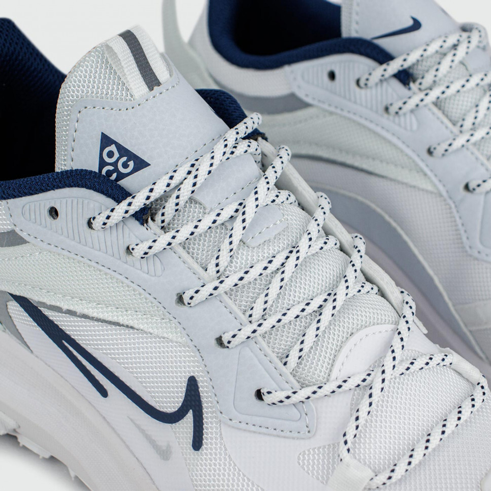 кроссовки Nike ACG Mountain Fly 2 Low Gtx White / Blue Swoosh