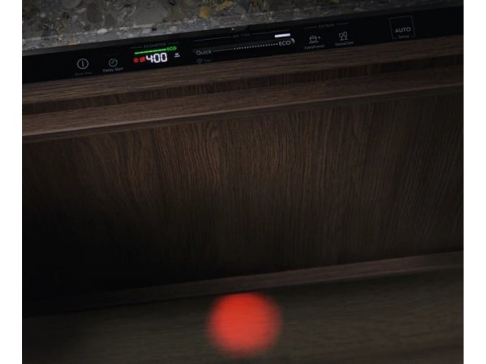 Встраиваемая посудомоечная машина Electrolux EEM43200L