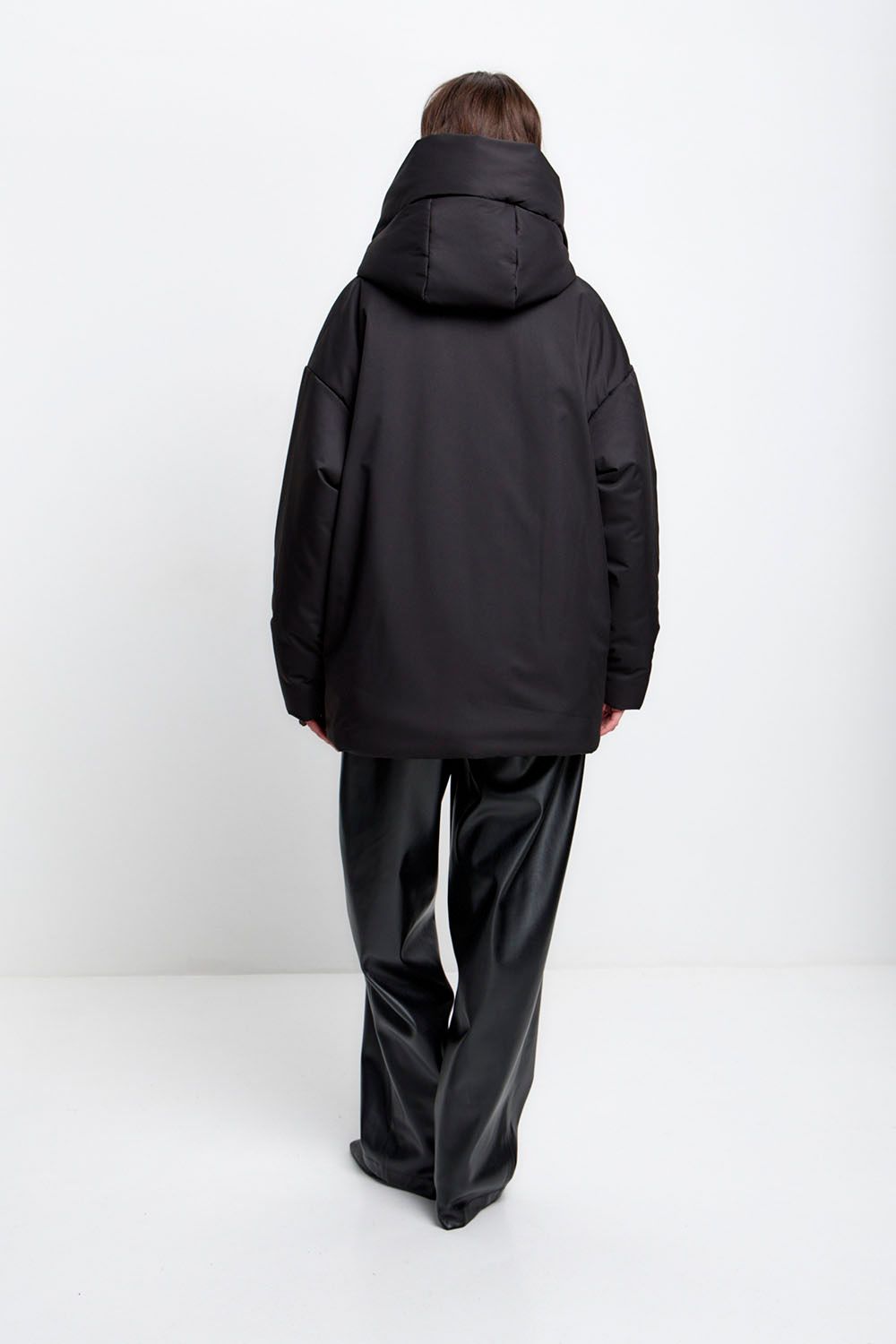 Куртка зимняя на утеплителе Isosoft черного цвета