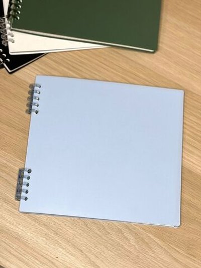 Блокнот квадратный в клетку 60л 195х210 мм голубой (8808-018)