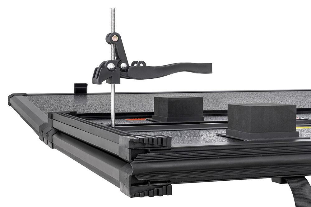 Крышка кузова для Mitsubishi L200 2015+, трёхсекционная 1515х1460 мм, алюминиевая, черная РИФ