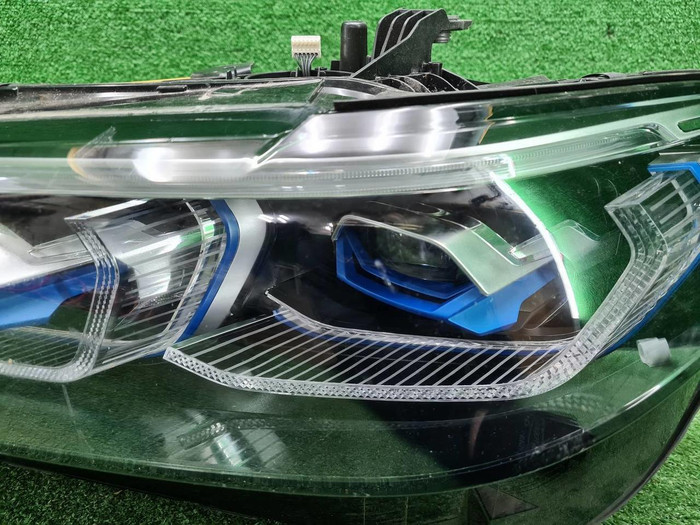 Фара левая BMW X7 G07 (19-22) Laser Light