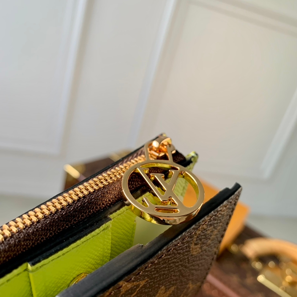 Louis Vuitton Lisa Wallet