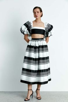 Пышная юбка миди из атласа