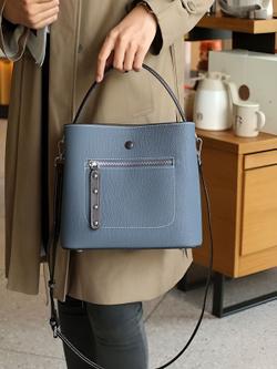 женская сумка на плечо из натуральной кожи