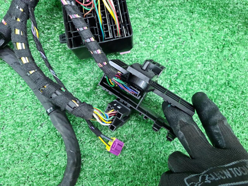 Проводка салонная Hongqi HS5 (2023-н.в.)