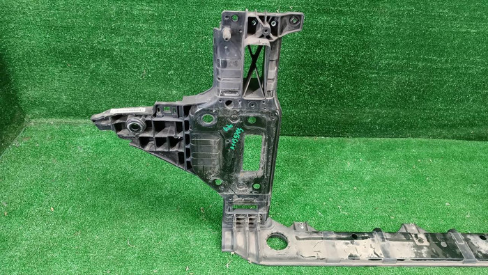 Панель передняя Genesis G70 (2017-2021)