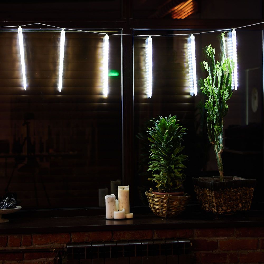 ULD-E3005-300-DTK WHITE IP44 ICICLE Занавес светодиодный фигурный Сосульки. соединяемый. 2.7х0.42м. 10 подвесов. Белый свет. Провод прозрачный. TM Uniel.