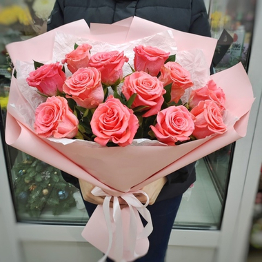 Букет из 13 роз сорта "AMSTERDAM" (Эквадор 60 см)