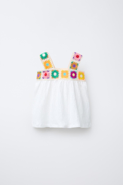 ZARA ТОП ИЗ РЕЛЬЕФНОЙ ТКАНИ С КРУЖЕВОМ КРОШЕ, ЖЕЛТОВАТО-БЕЛЫЙ