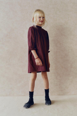 ZARA ПЛАТЬЕ ИЗ ТКАНИ «ПЛЮМЕТИ» С БЛЕСКОМ, БУРГУНДИ