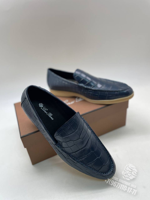 Лоферы Loro Piana из кожи крокодила