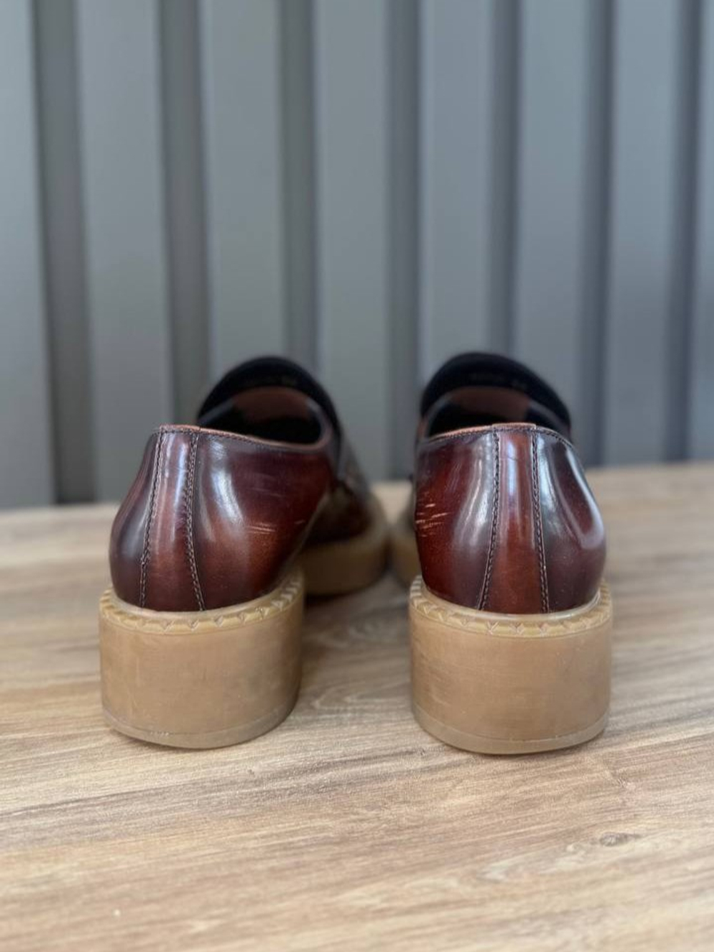 Лоферы Prada