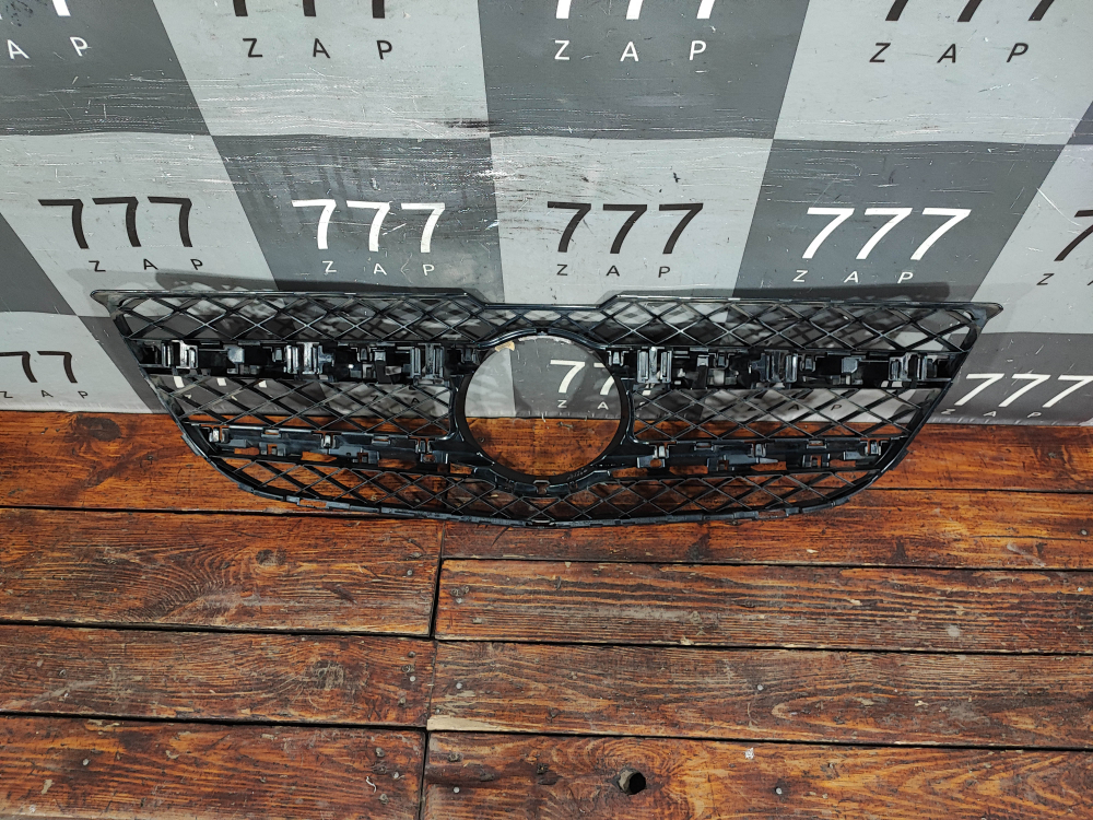 Решетка радиатора Mercedes GLK (X204) 12-15 Б/У Оригинал A20488029839982