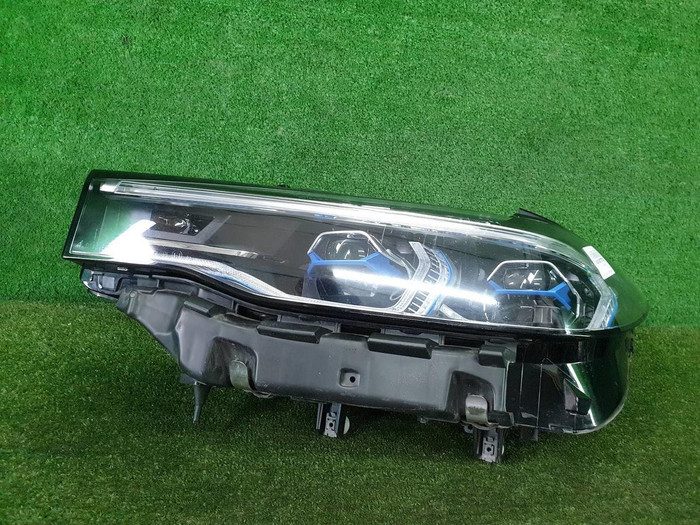 Фара левая BMW X7 G07 (2019-2022) Laser Light