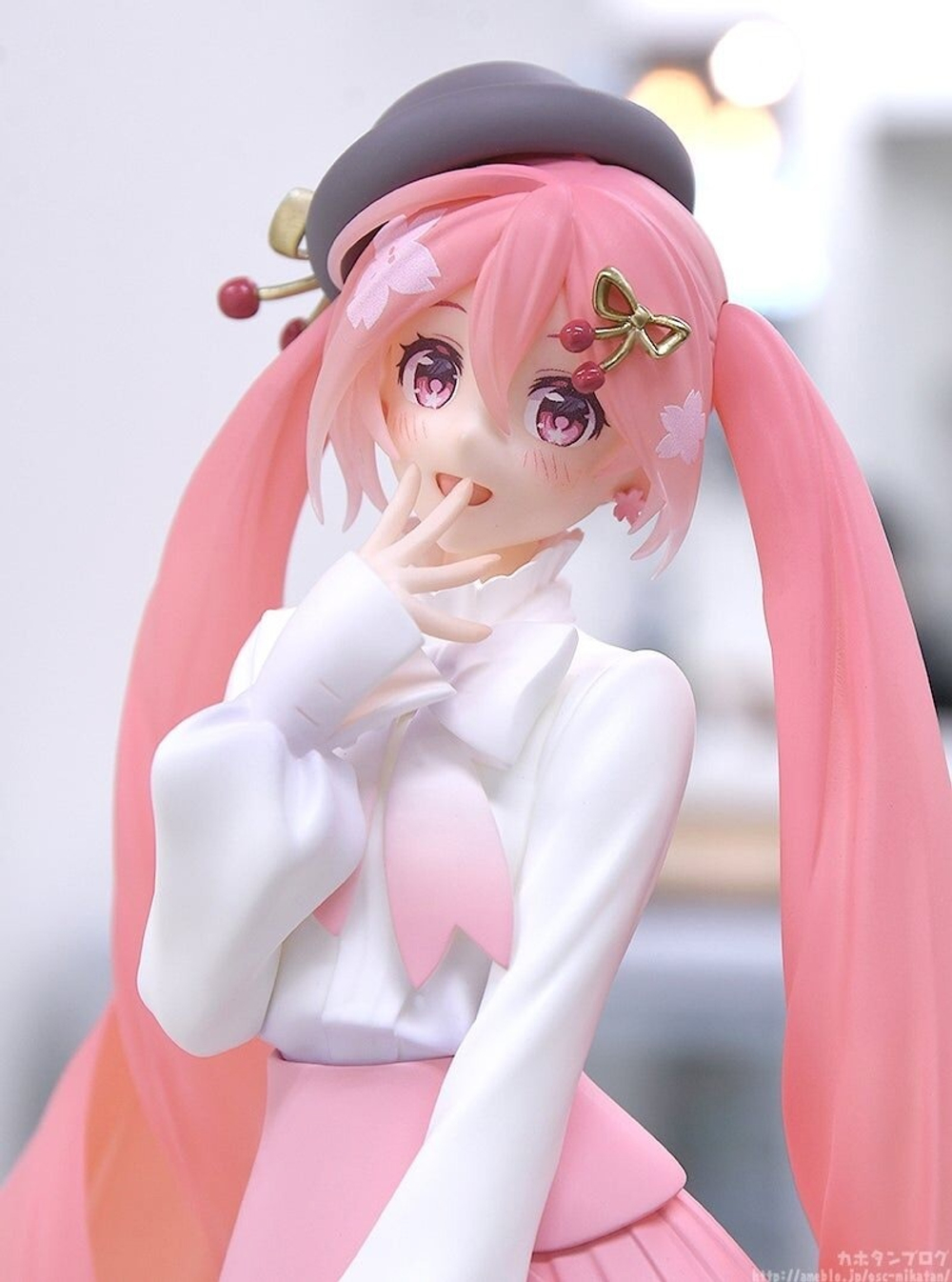 Sakura Miku