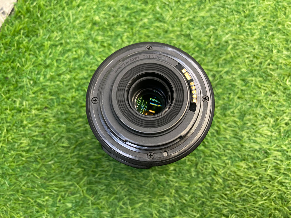 Canon EF-S 55-250mm 4.0-5.6 IS II