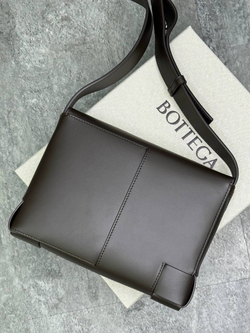 Сумка через плечо Bottega Veneta Angolo