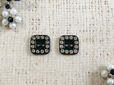 Пуговицы блузочные, d 1,2 см, 2 прокола