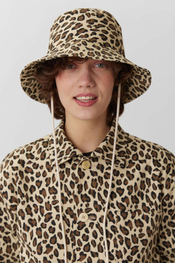 Панама с леопардовым принтом
