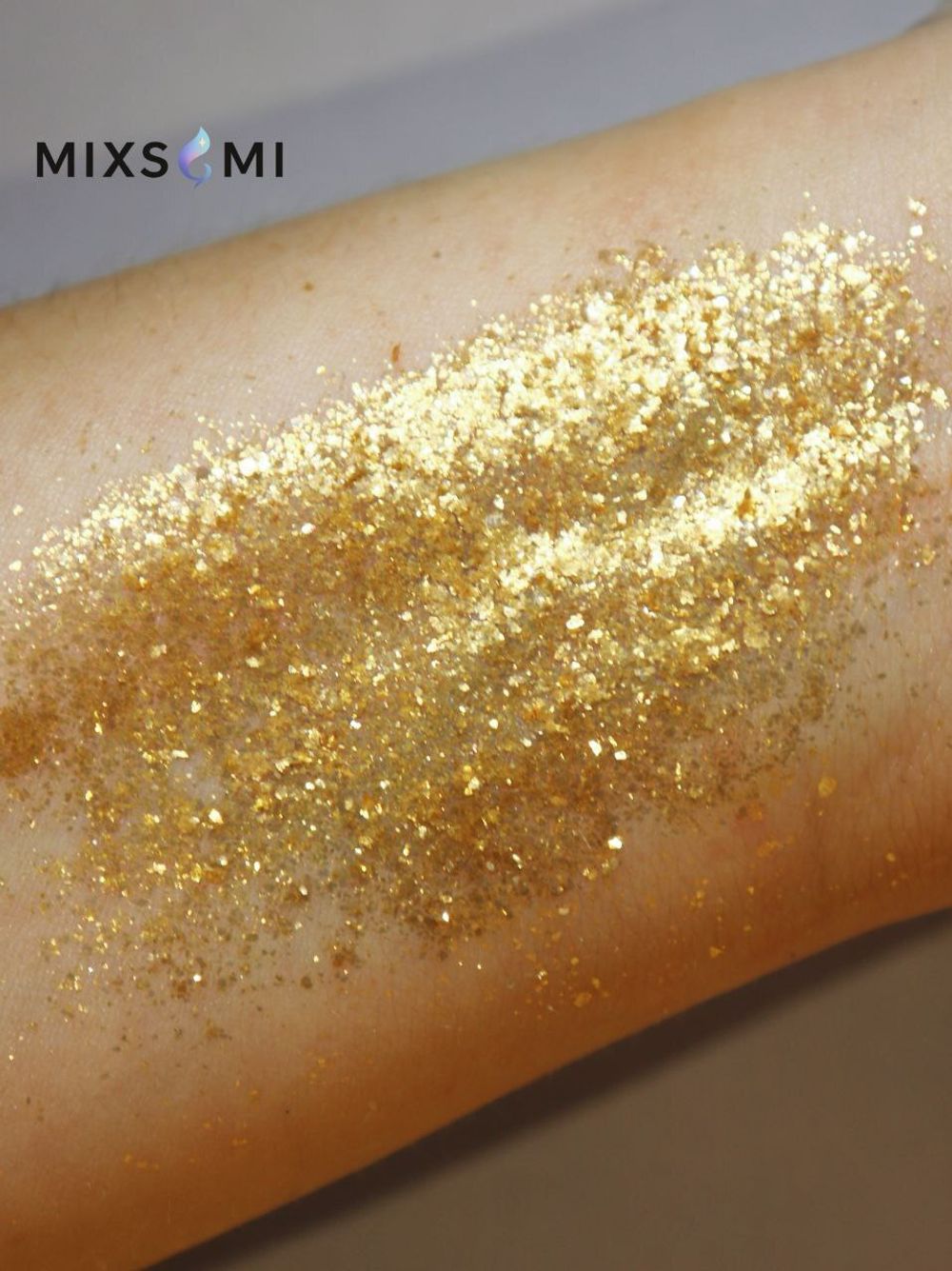 Премиум пигмент 8888 - Золото мерцающий супер блеск - универсальный