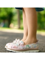 Туфли для девочки праздничные новинка.