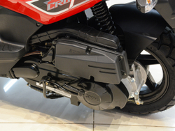 Скутер SYM CROX 125 Красный