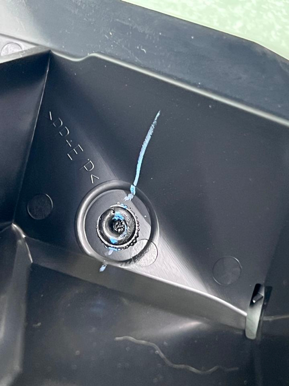 Накладка порога Mitsubishi Pajero Sport 3 правая 5360A416. Оригинал.