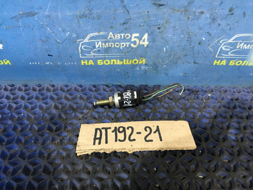 Датчик педали тормоза TOYOTA CARINA 1994