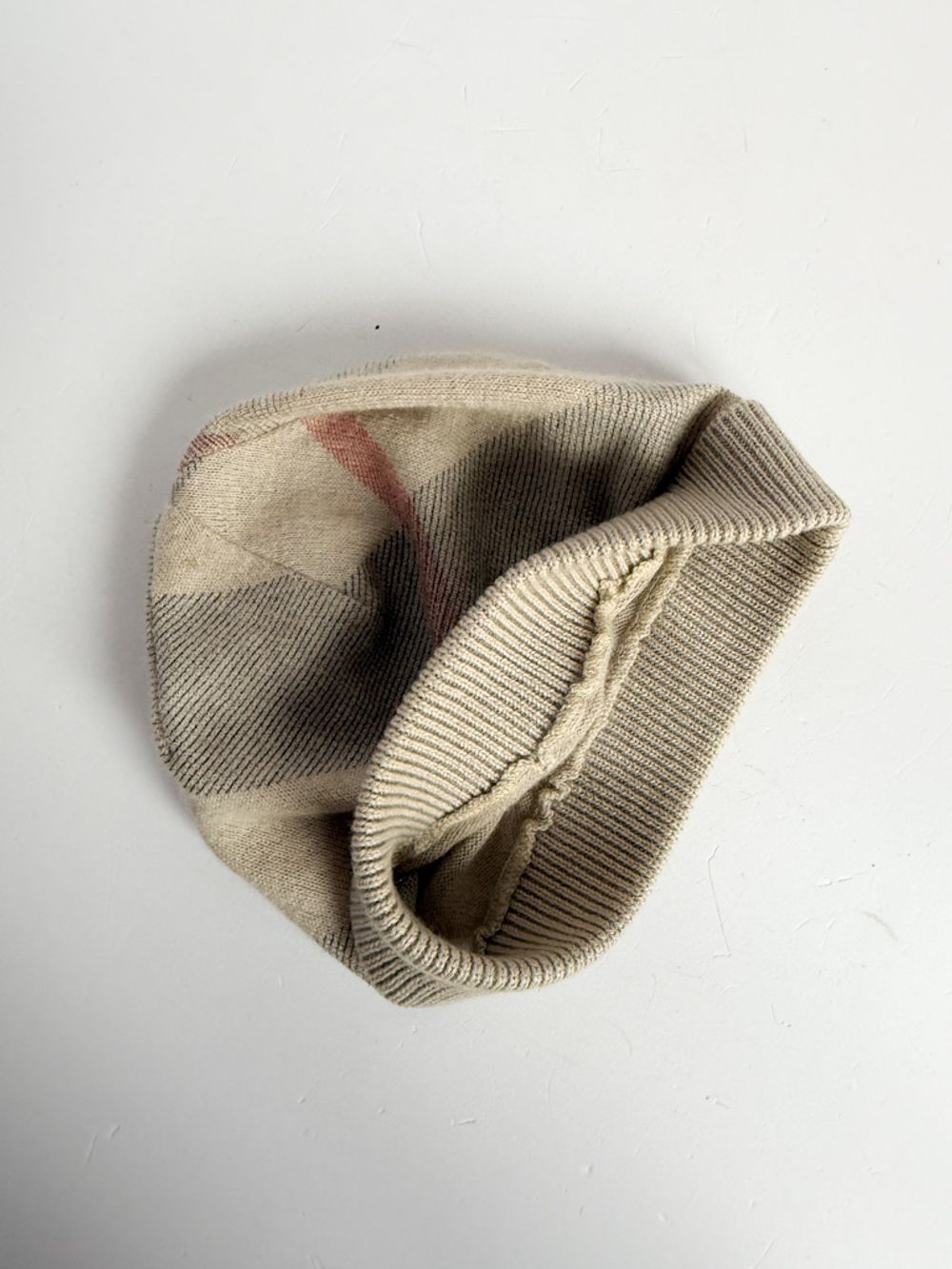 Шапка Burberry, 74