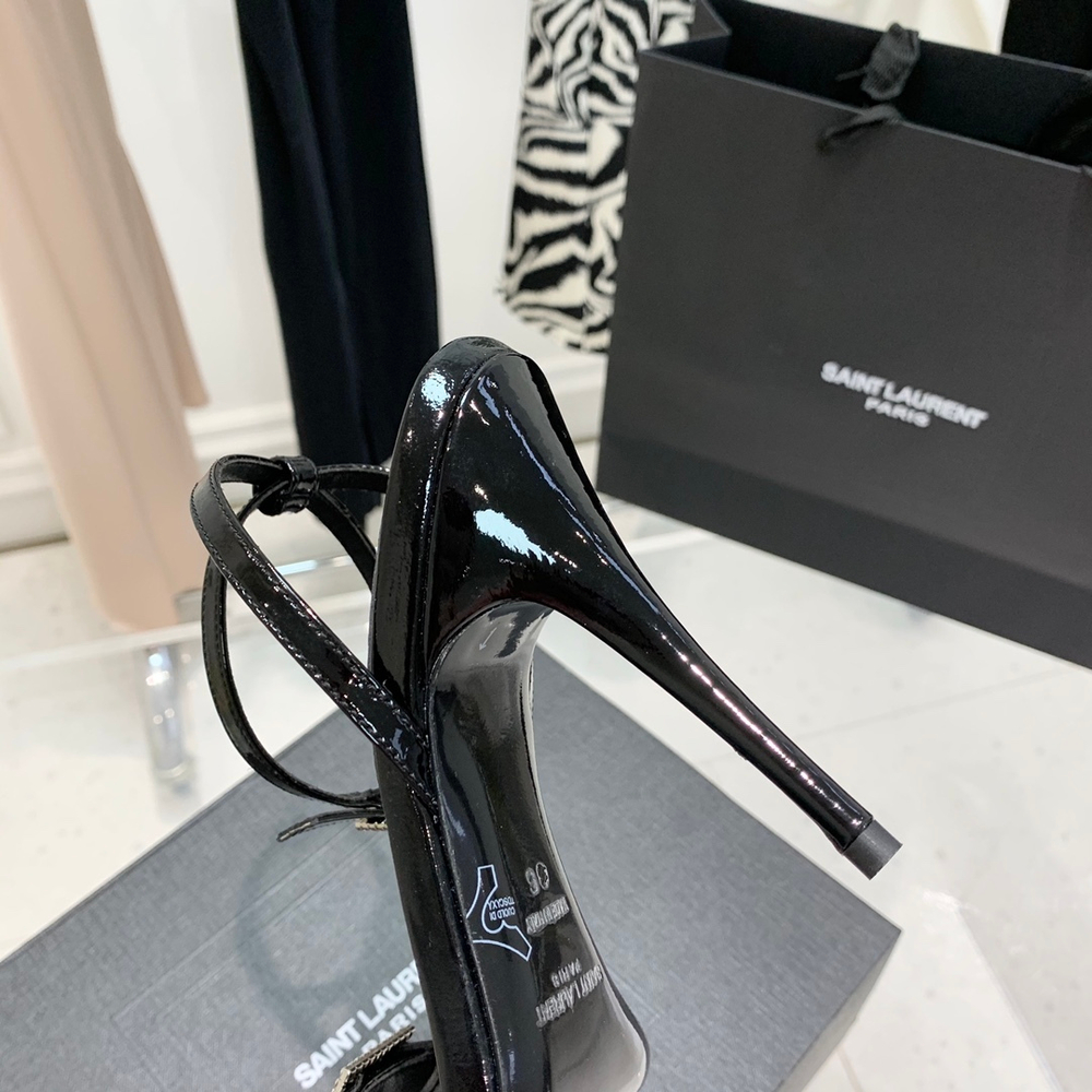 Saint Laurent Pumps