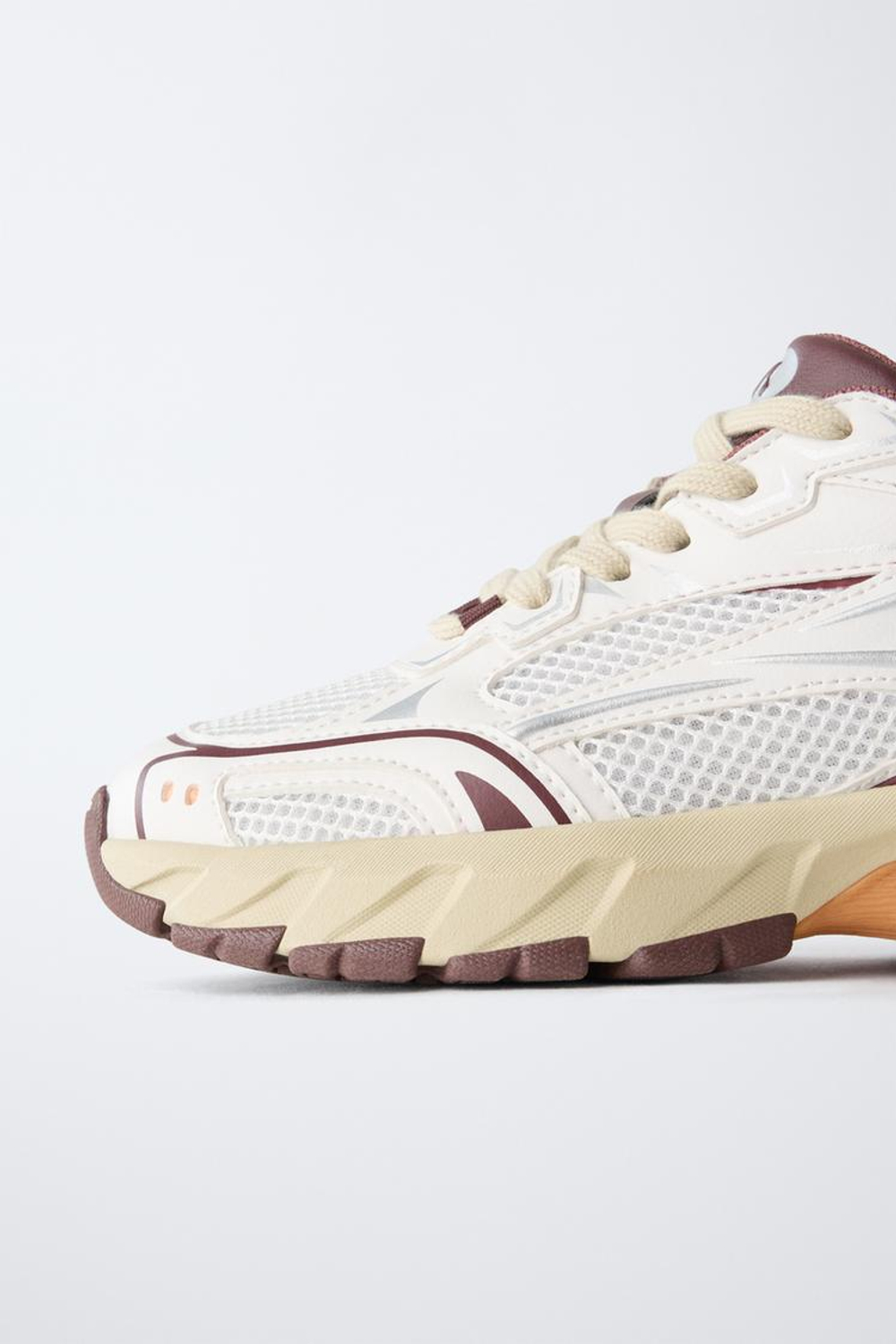 ZARA СПОРТИВНЫЕ КРОССОВКИ С СЕТЧАТЫМИ ДЕТАЛЯМИ, ГРАНАТОВЫЙ