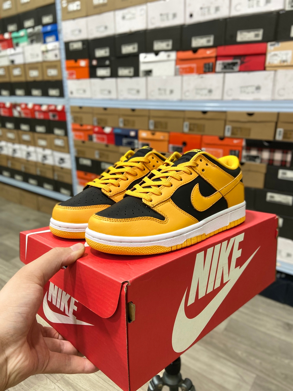 Купить Nike Dunk Low "Championship Goldenrod"
