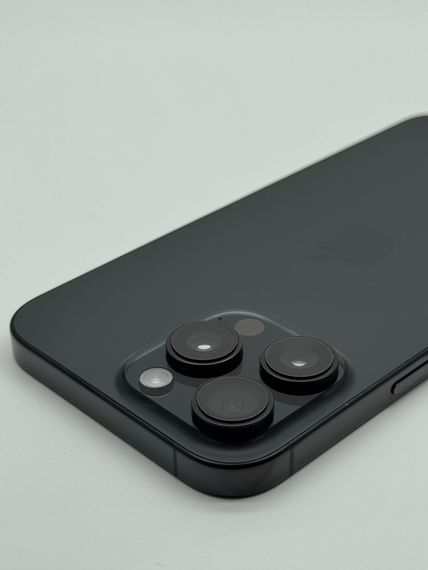 iPhone 16 Pro Max 1Tb Black Titanium